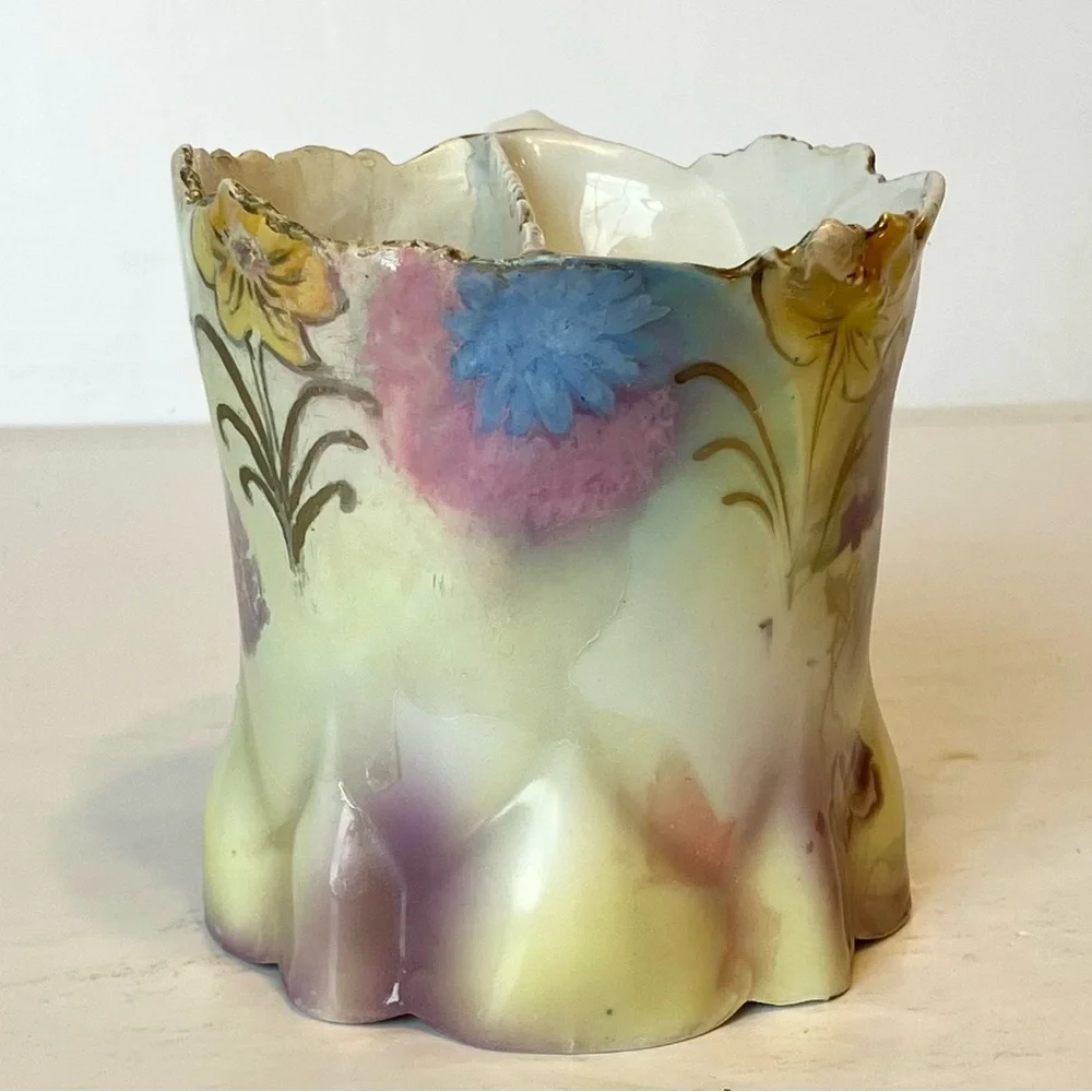 VTG Lavender Floral Hand-Painted Porcelain Mustache Mug Cup Collectible‎